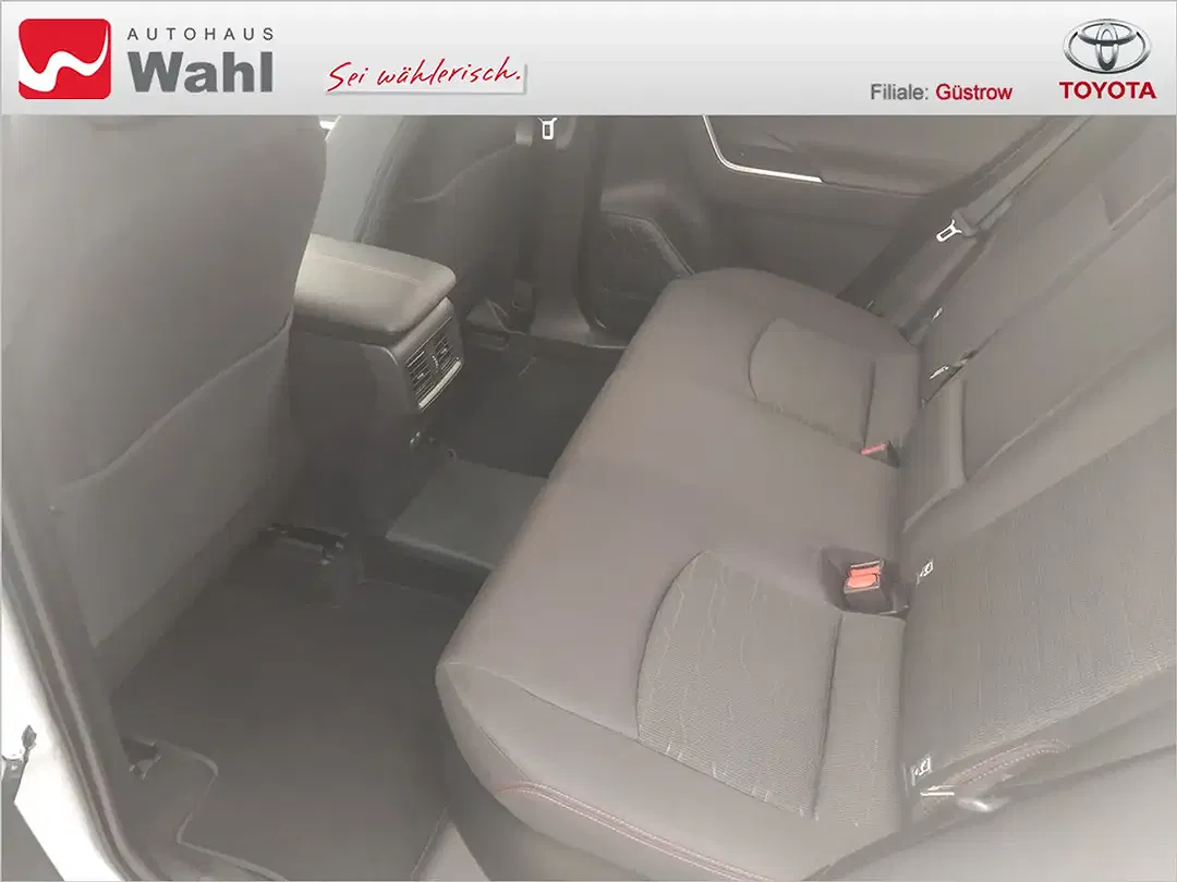 Toyota RAV 4 - Thumbnail 13