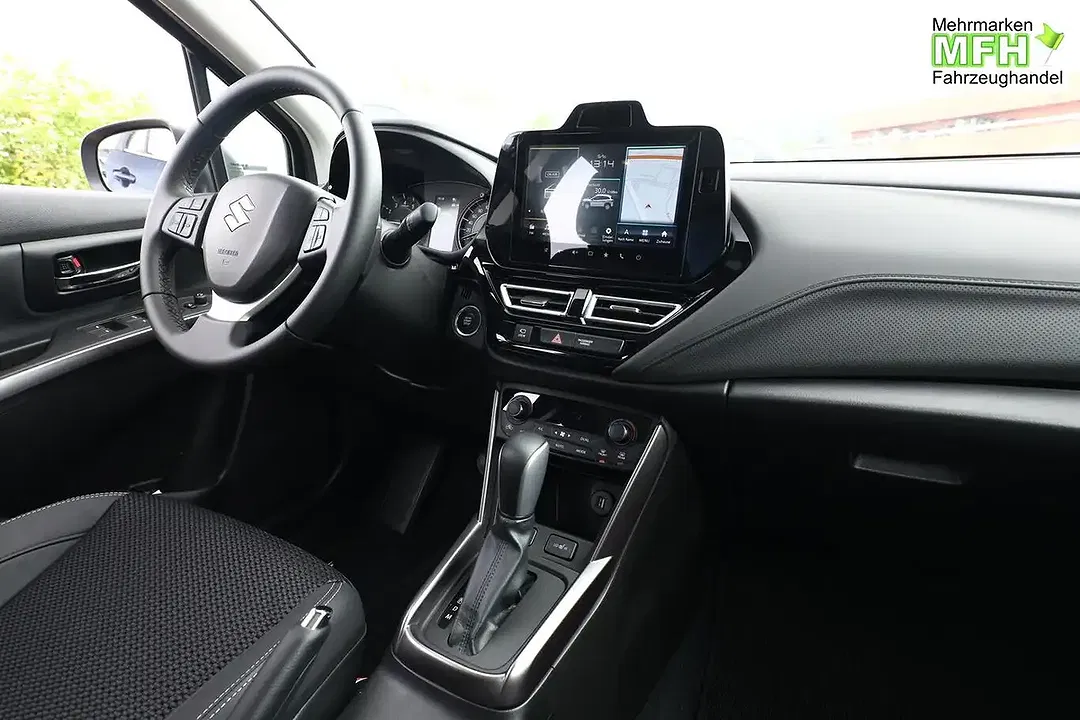 Suzuki S-Cross - Thumbnail 8