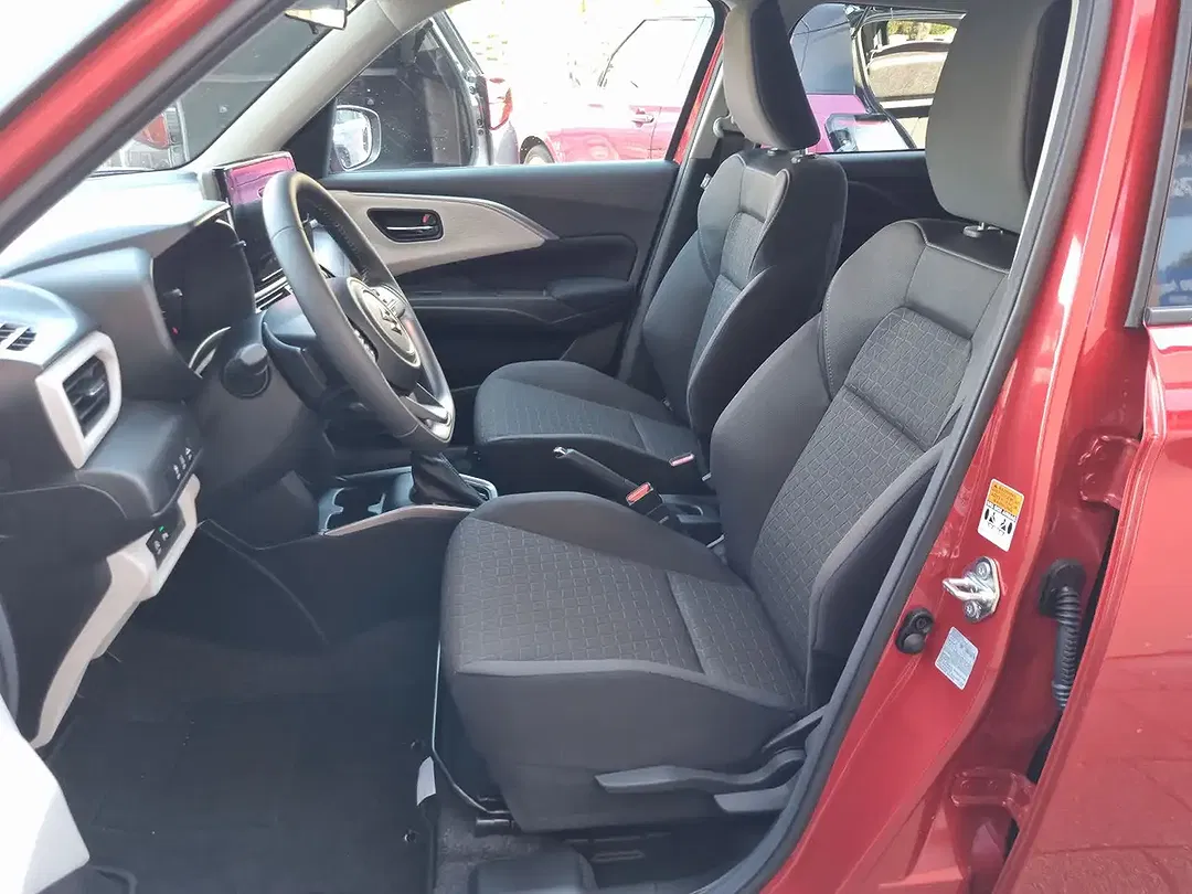 Suzuki Swift - Thumbnail 14