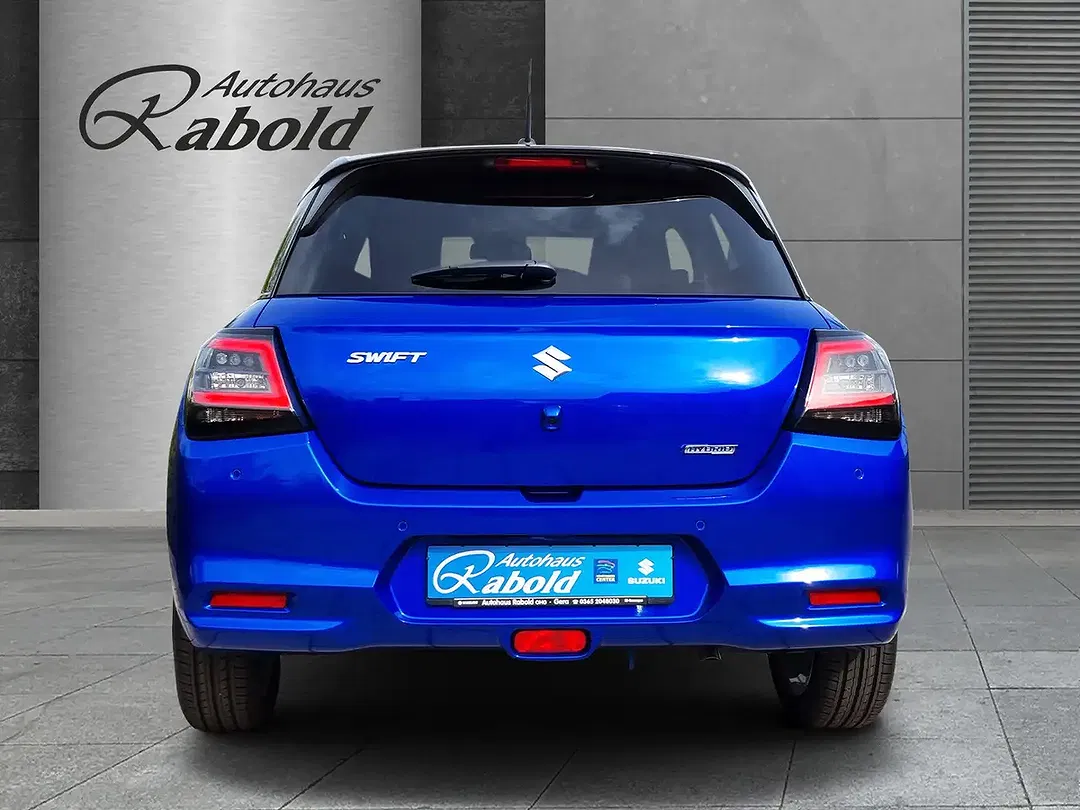 Suzuki Swift - Thumbnail 4