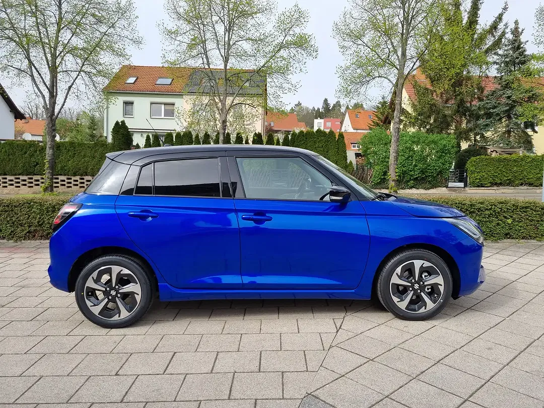 Suzuki Swift - Thumbnail 5