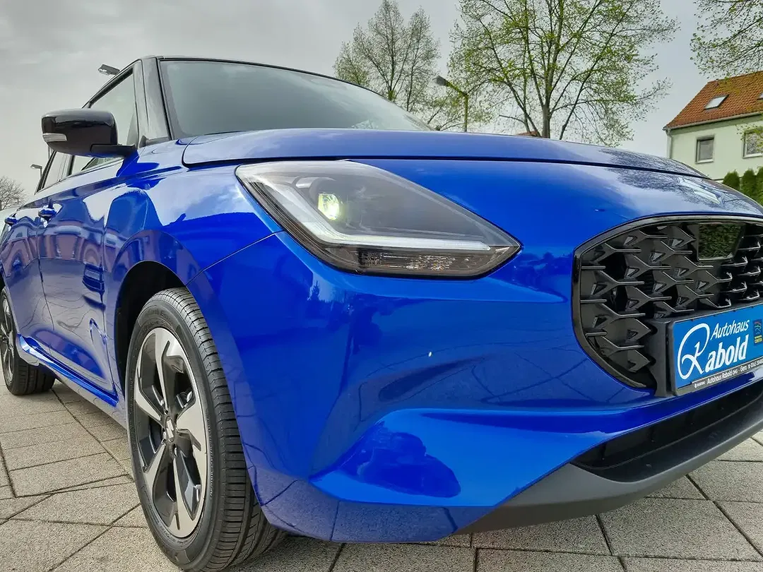 Suzuki Swift - Thumbnail 8