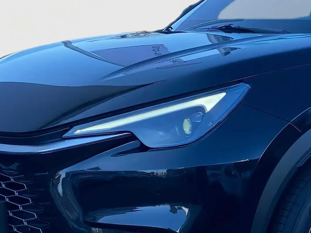 Lexus LBX - Thumbnail 6