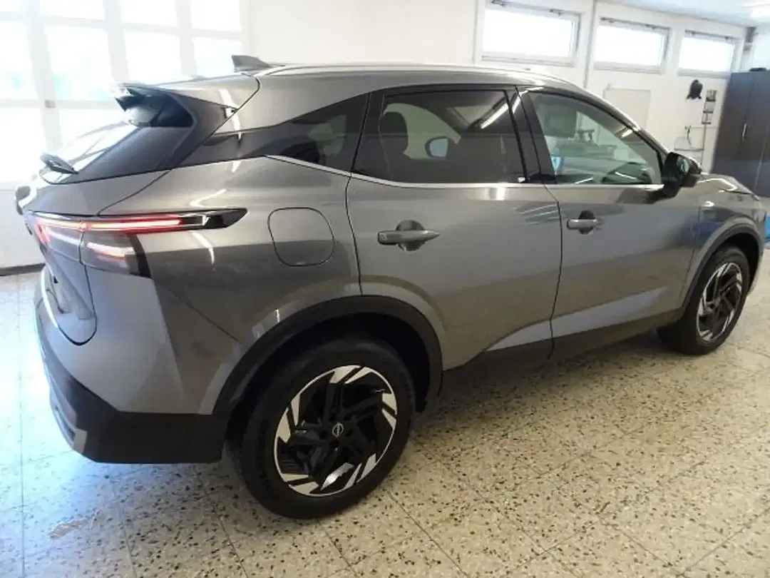 Nissan Qashqai - Thumbnail 9