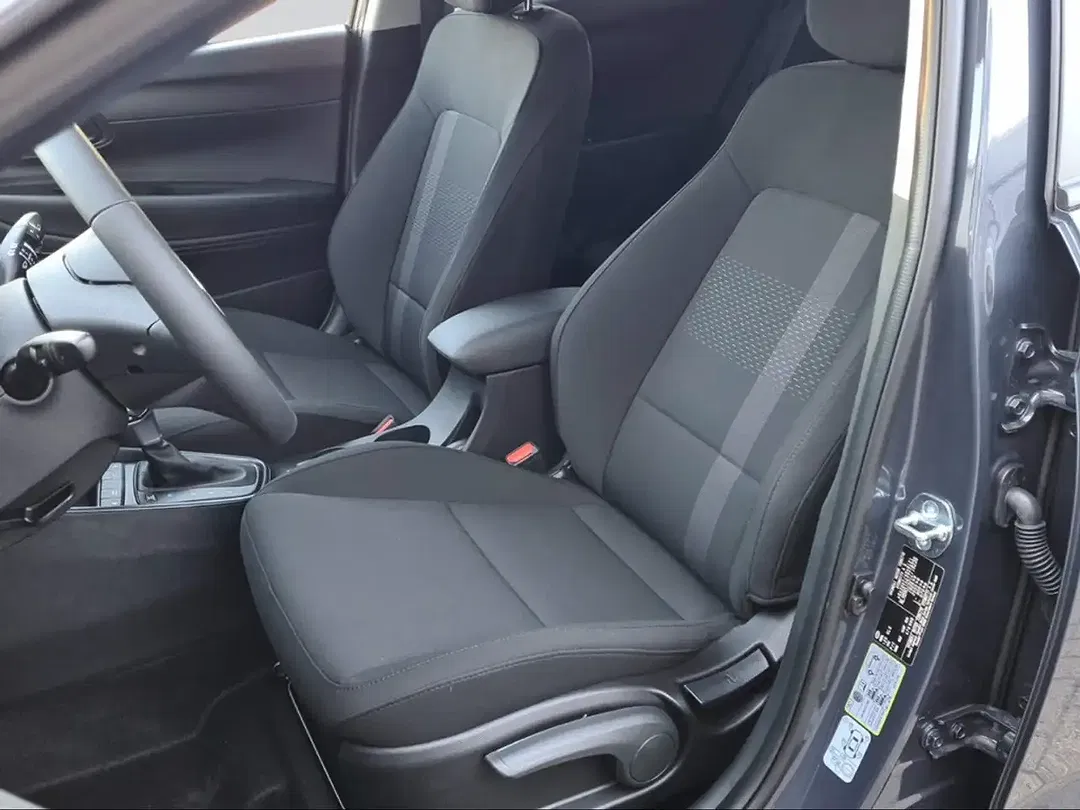 Hyundai i20 - Thumbnail 15