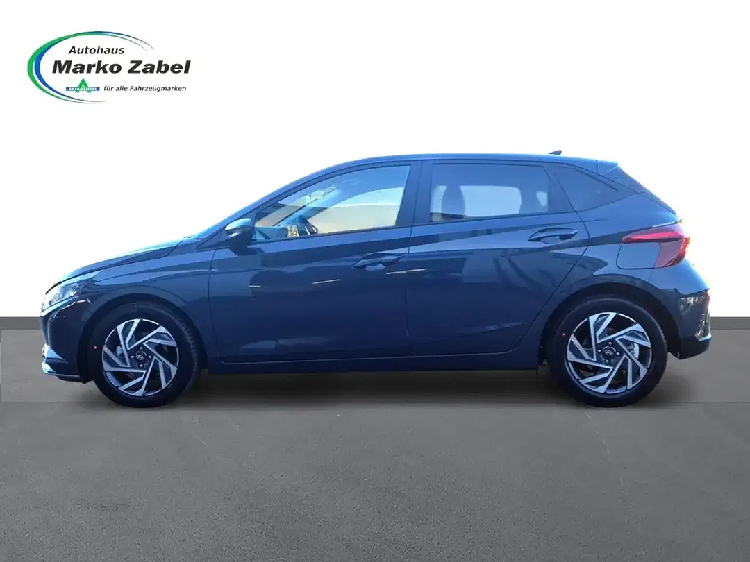 Hyundai i20 - Thumbnail 2