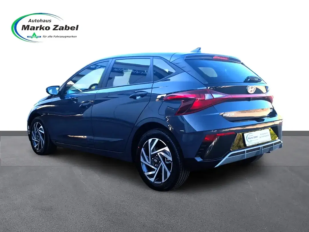 Hyundai i20 - Thumbnail 3