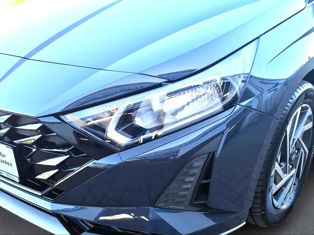 Hyundai i20 - Thumbnail 9