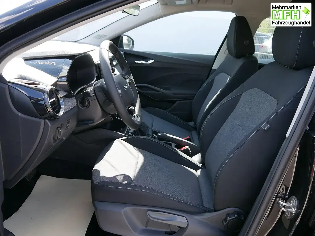 Skoda Fabia - Thumbnail 8