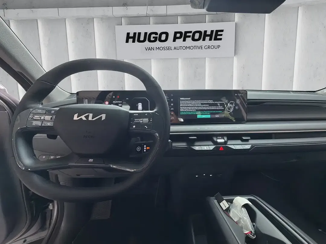 Kia EV9 - Thumbnail 12
