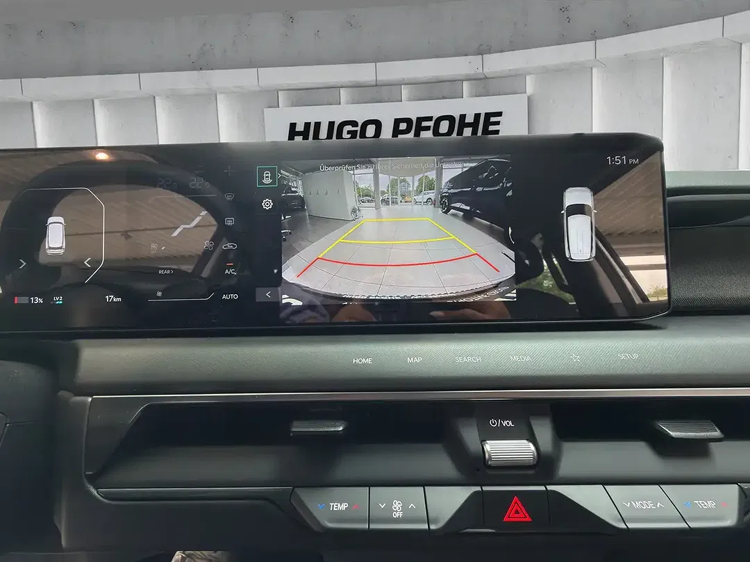 Kia EV9 - Thumbnail 14