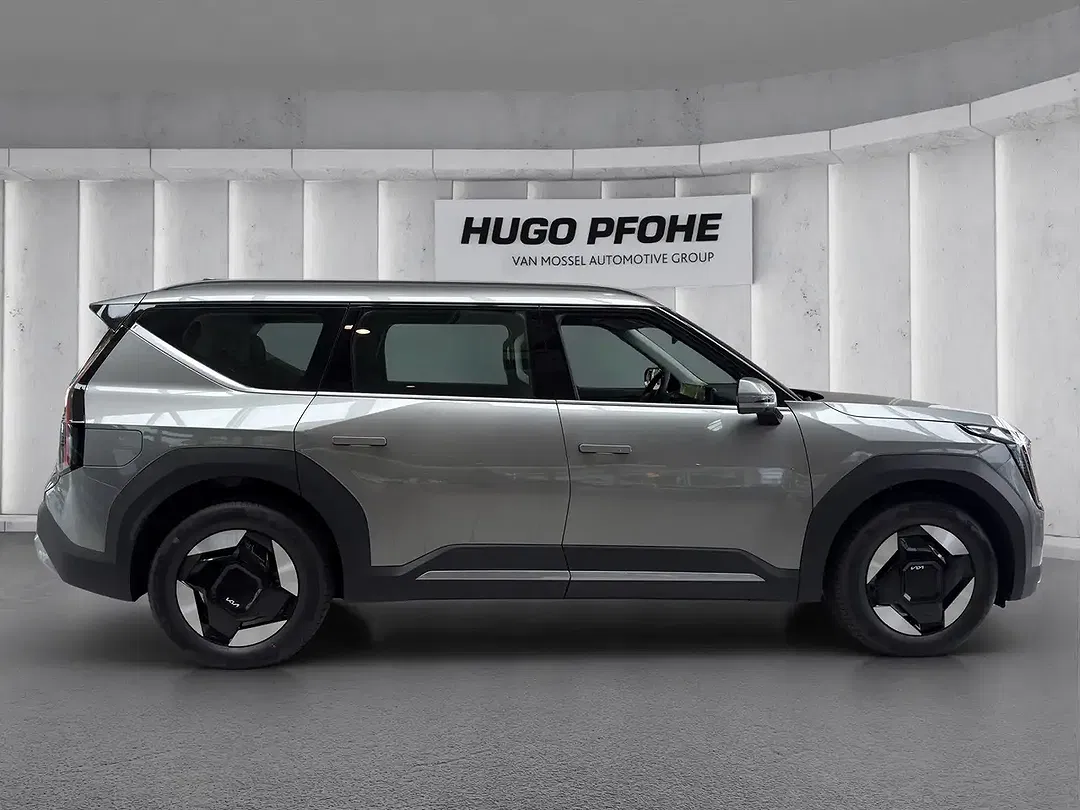 Kia EV9 - Thumbnail 6