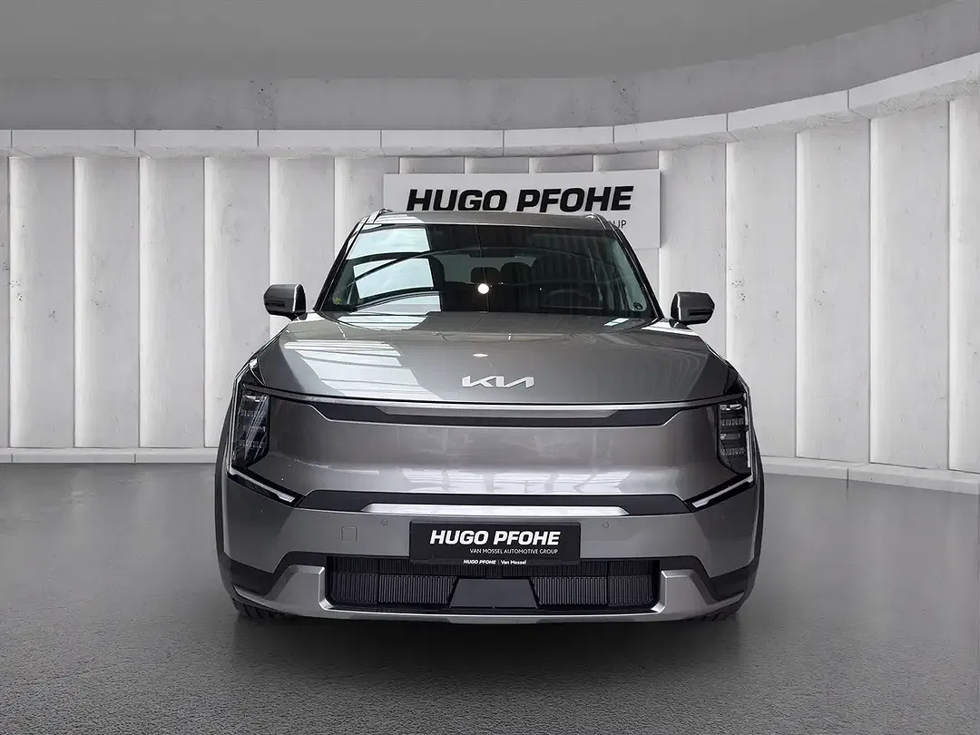Kia EV9 - Thumbnail 8