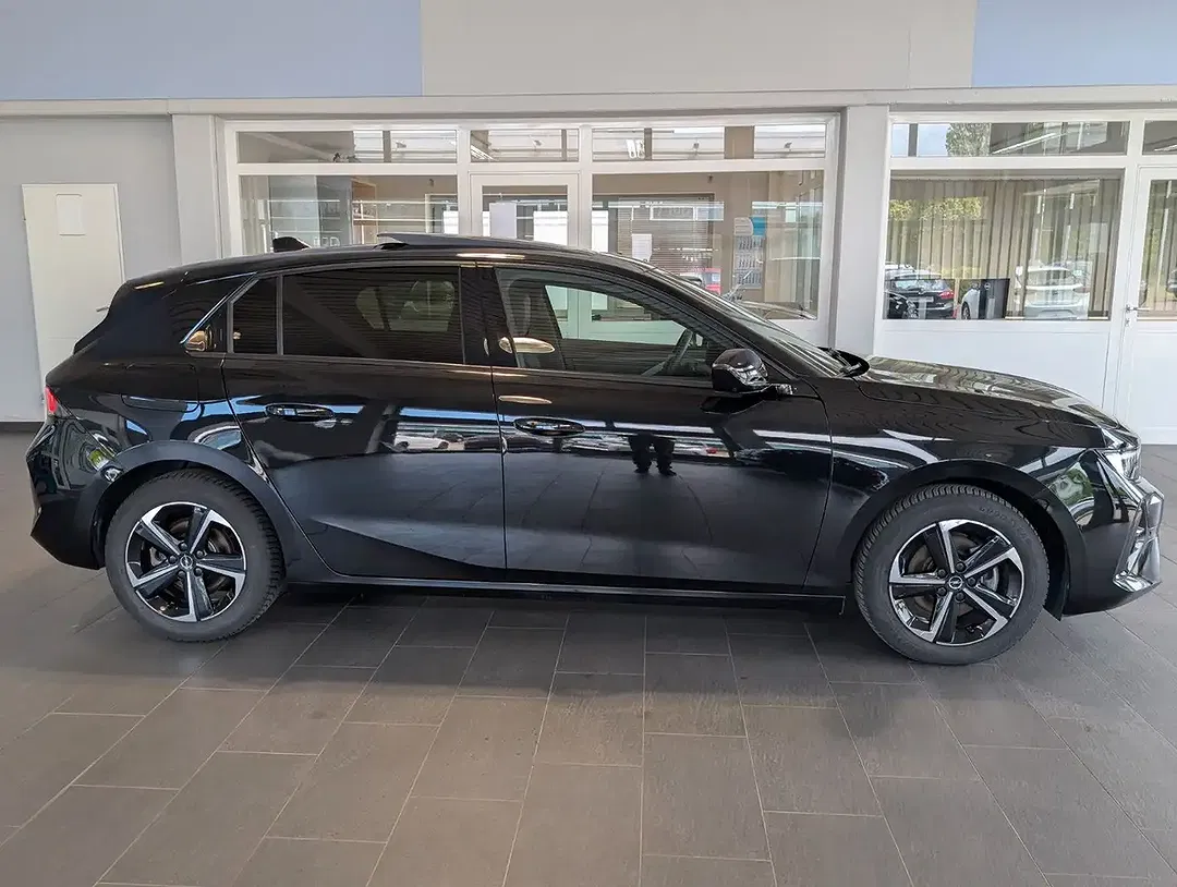Opel Astra - Thumbnail 2