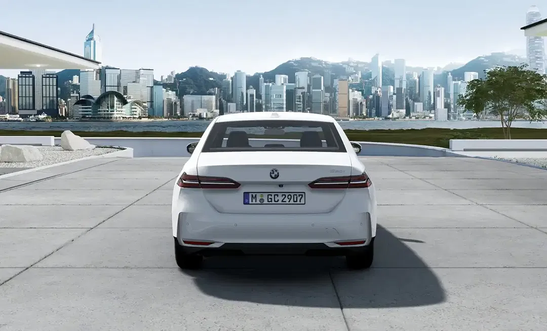 BMW 520 - Thumbnail 5
