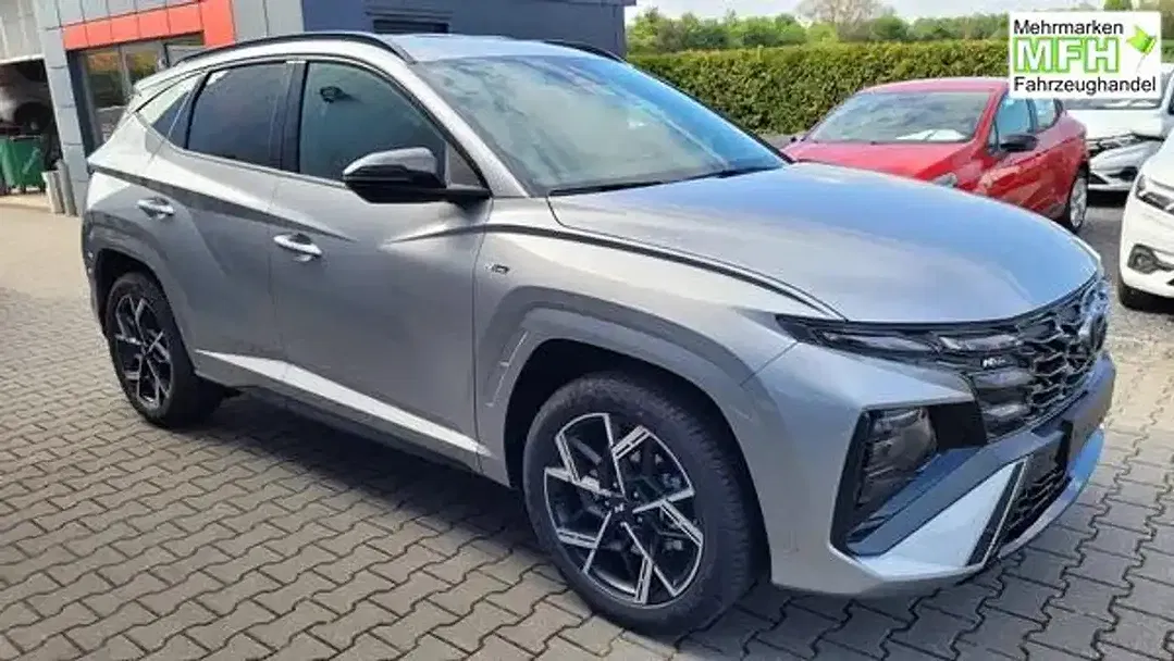 Hyundai TUCSON - Thumbnail 2