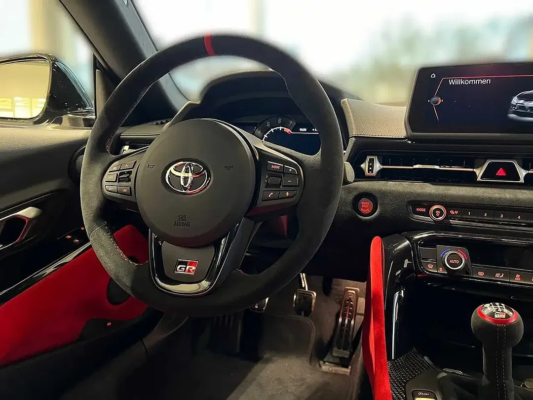 Toyota Supra - Thumbnail 9