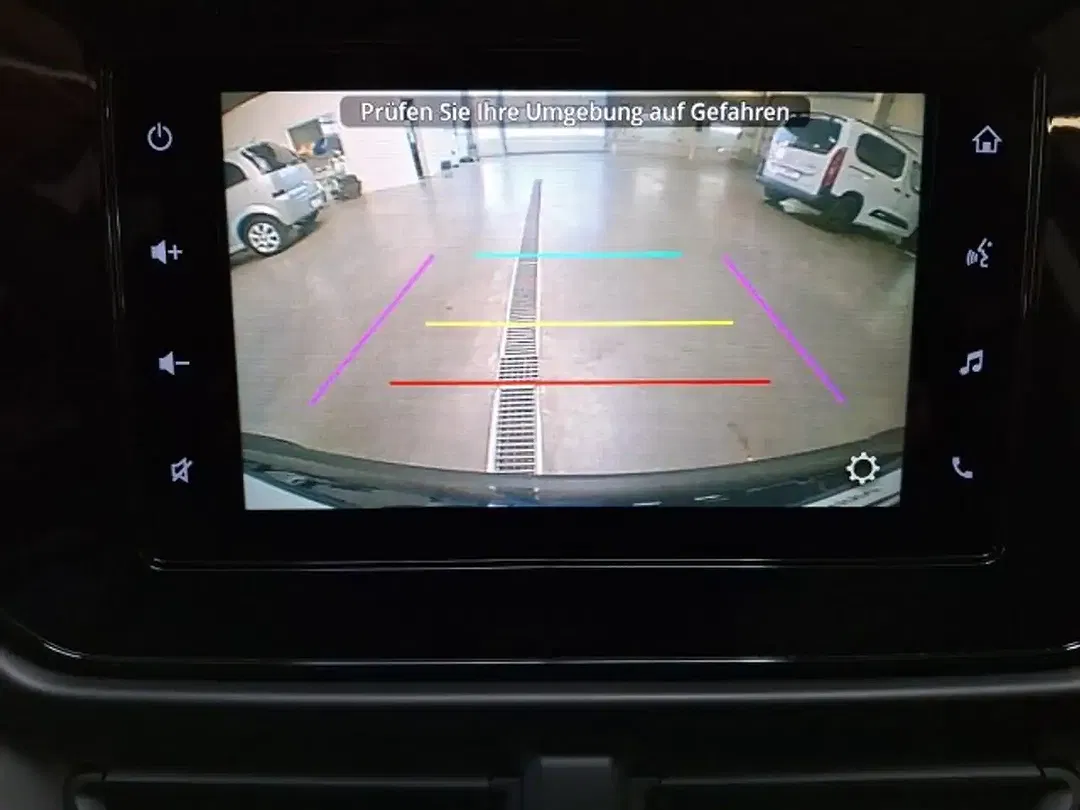 Suzuki SX4 S-Cross - Thumbnail 11