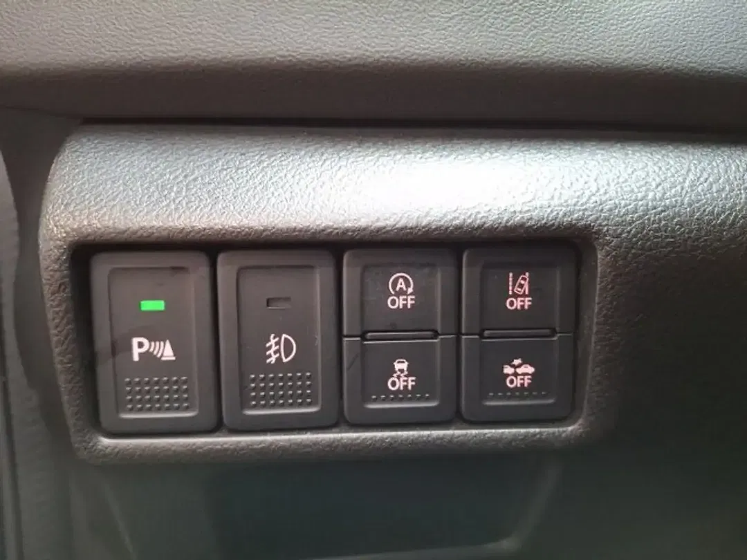 Suzuki SX4 S-Cross - Thumbnail 9