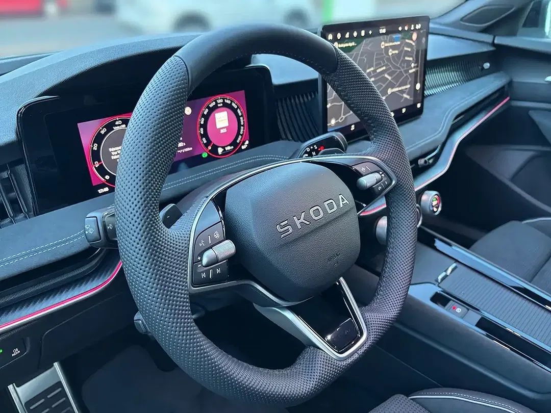 Skoda Superb - Thumbnail 7