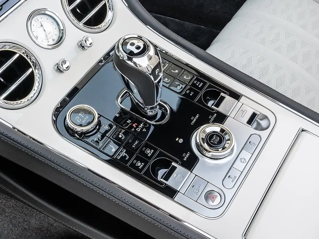 Bentley Continental GTC - Thumbnail 14