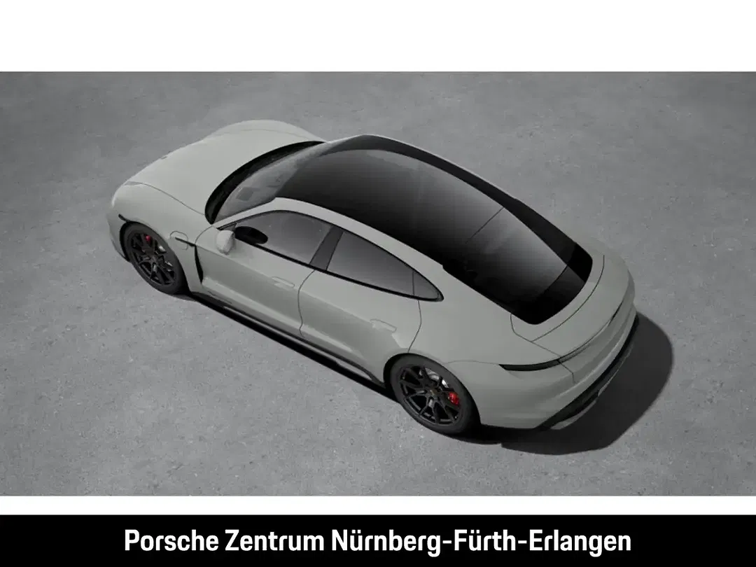 Porsche Taycan - Thumbnail 4