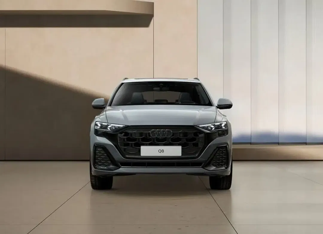 Audi Q8 - Thumbnail 2