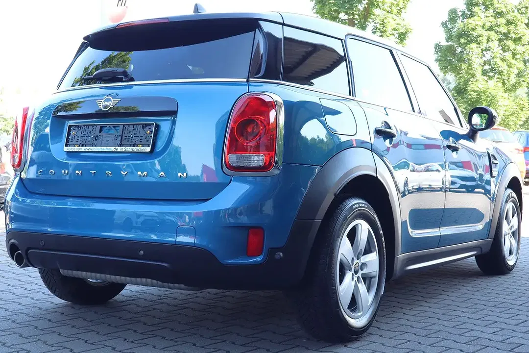 MINI Cooper Countryman - Thumbnail 3