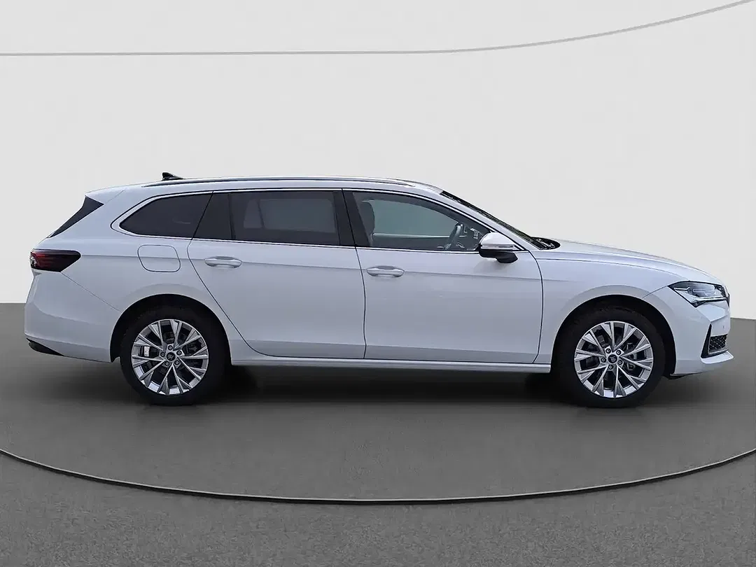 Skoda Superb - Thumbnail 11