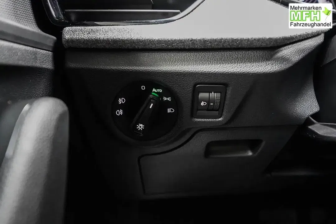 Skoda Scala - Thumbnail 11