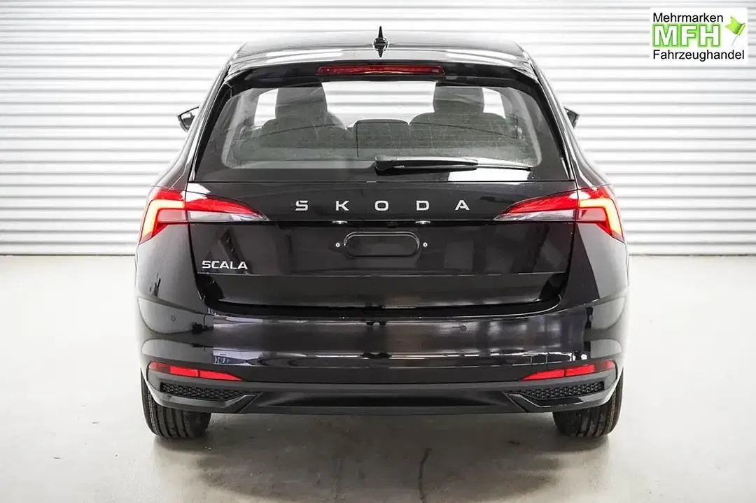 Skoda Scala - Thumbnail 3