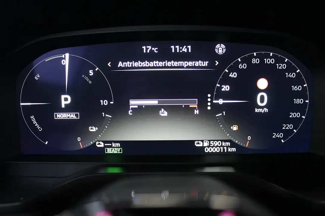 Mitsubishi Outlander - Thumbnail 14