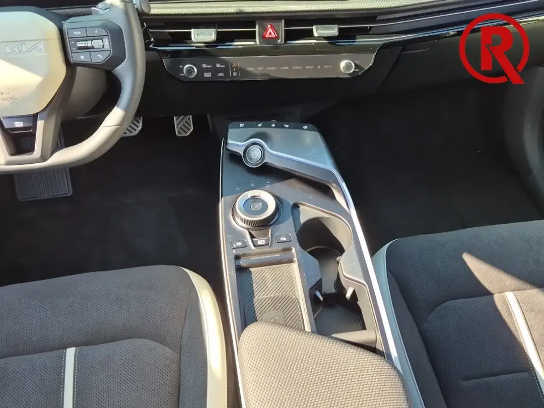 Kia EV6 - Thumbnail 13