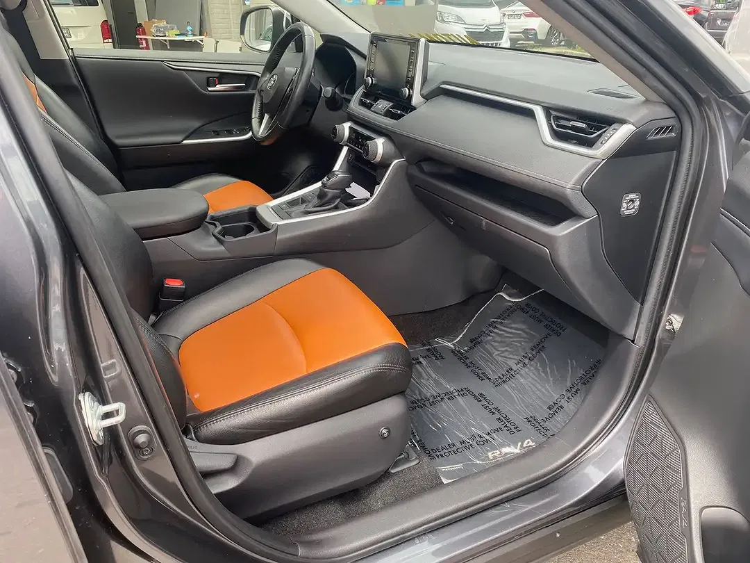 Toyota RAV 4 - Thumbnail 5