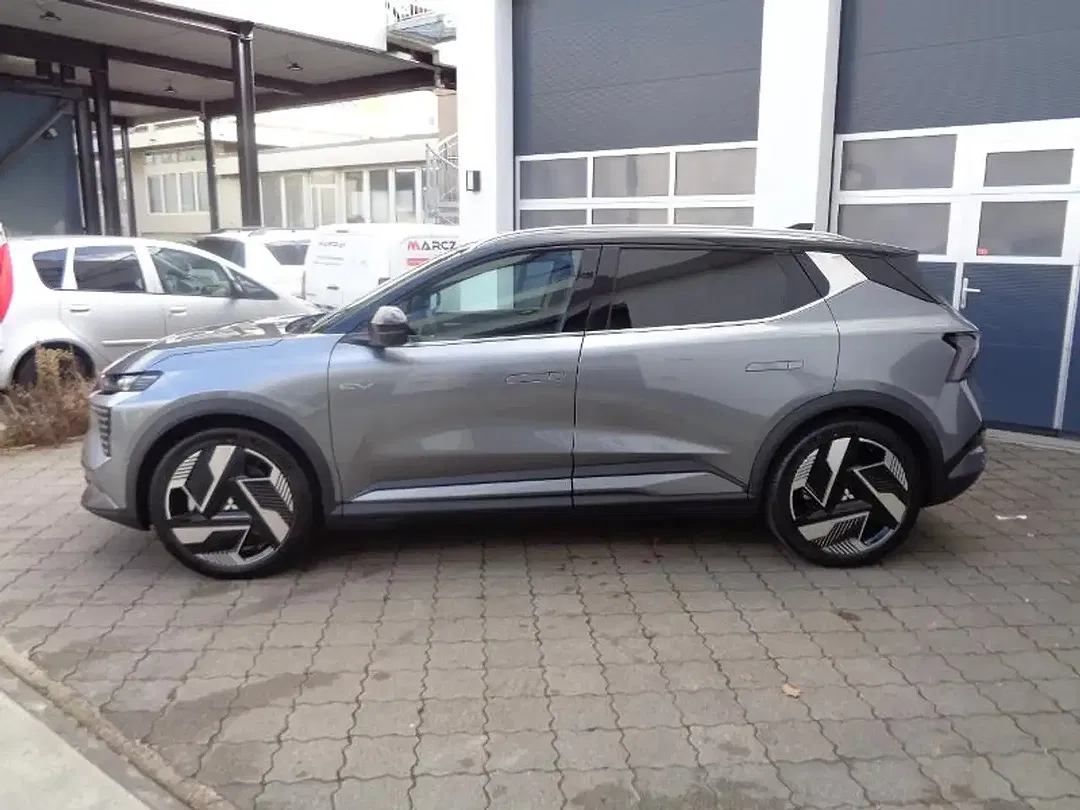 Mitsubishi Eclipse Cross - Thumbnail 4