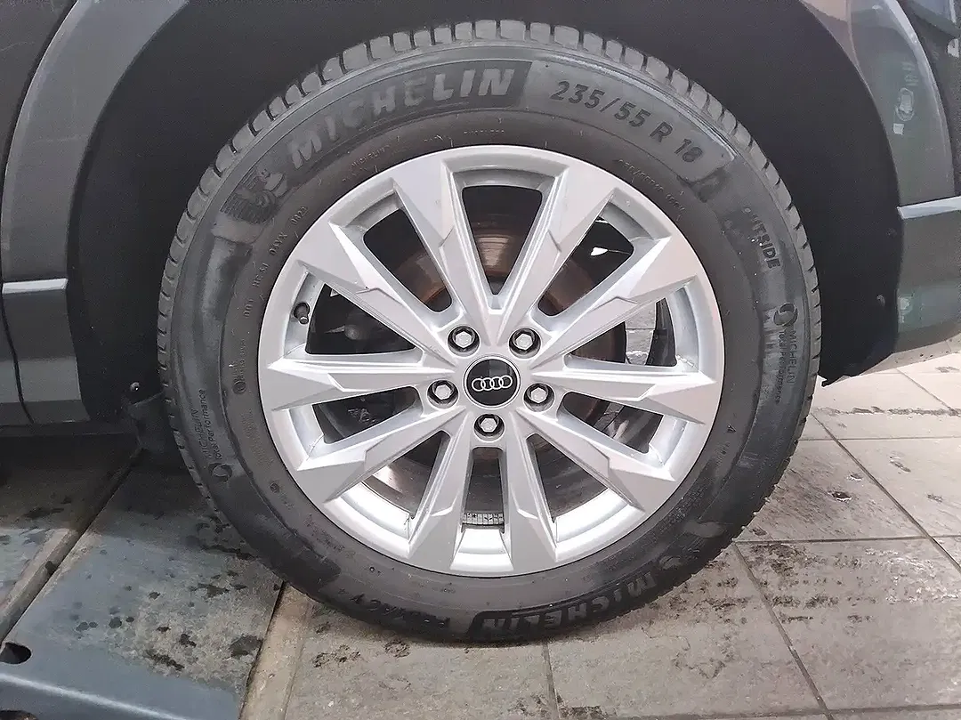 Audi Q3 - Thumbnail 10
