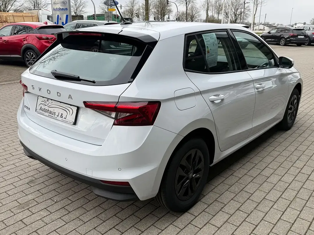 Skoda Fabia - Thumbnail 3