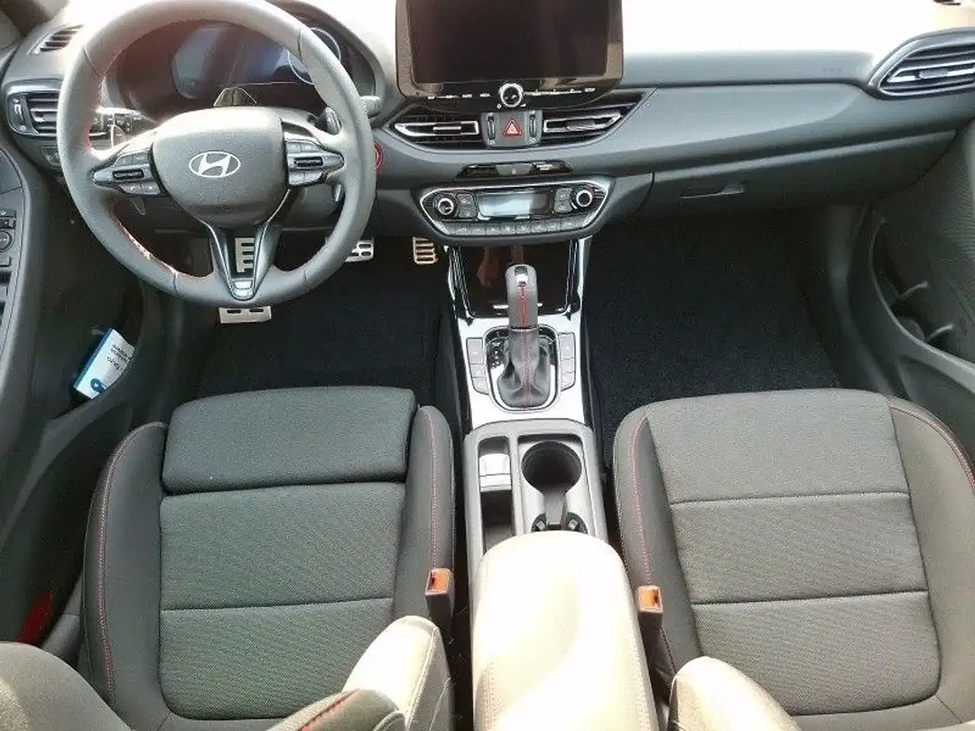 Hyundai i30 - Thumbnail 8