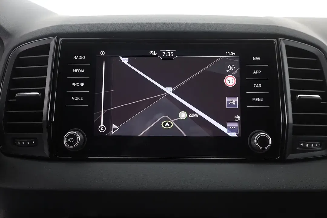 Skoda Karoq - Thumbnail 10