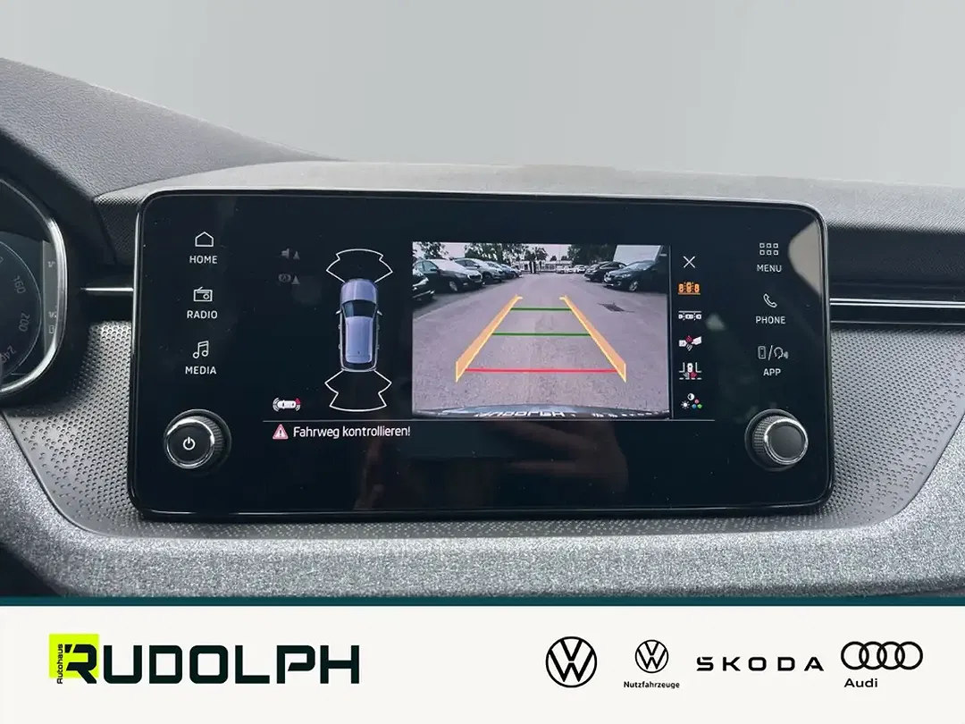 Skoda Kamiq - Thumbnail 14