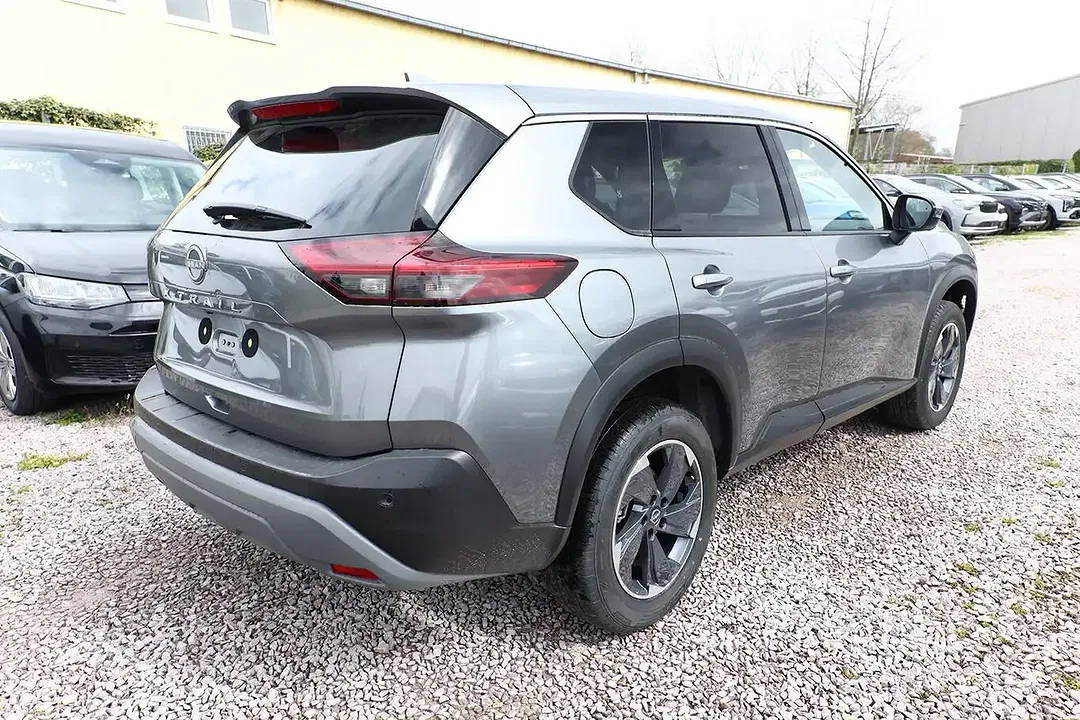 Nissan X-Trail - Thumbnail 3
