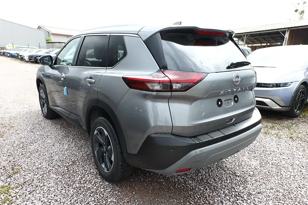 Nissan X-Trail - Thumbnail 4