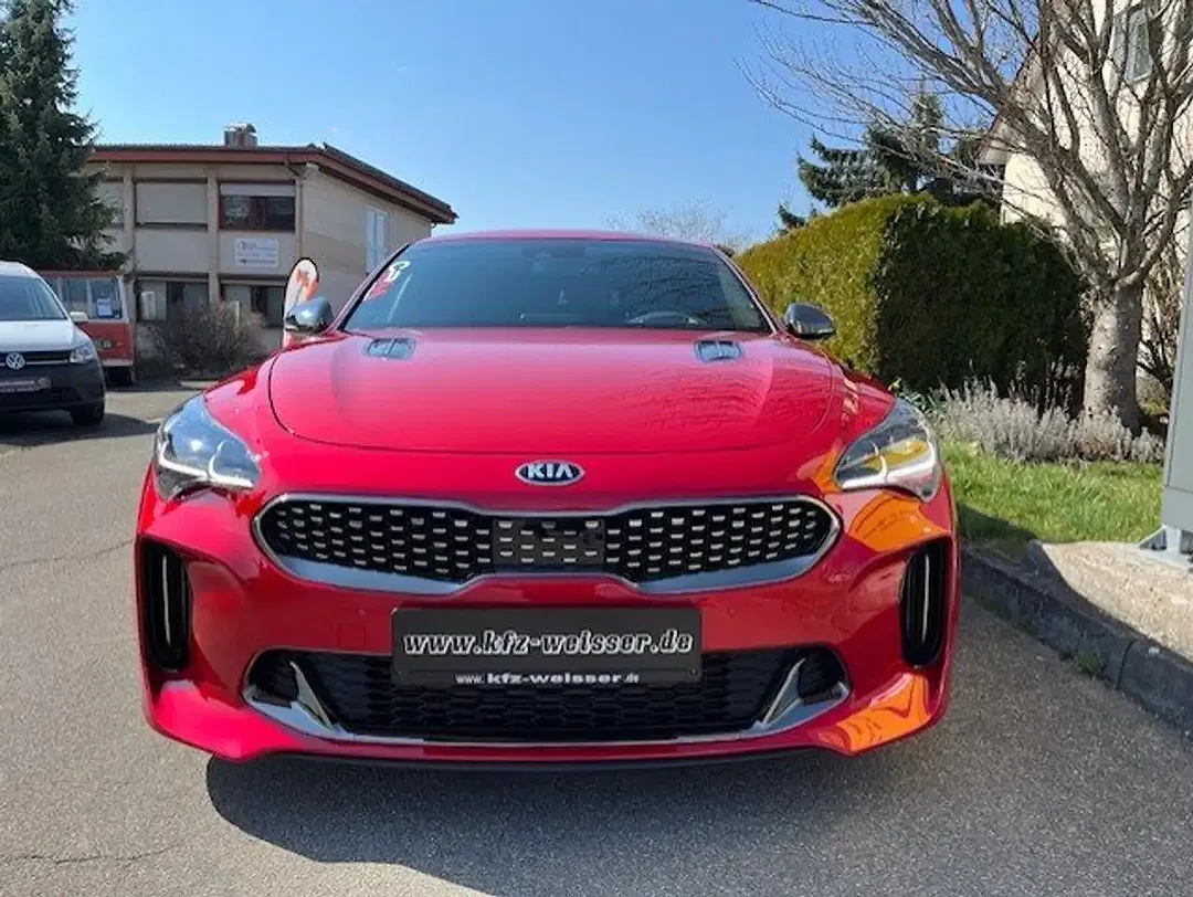 Kia Stinger - Thumbnail 6