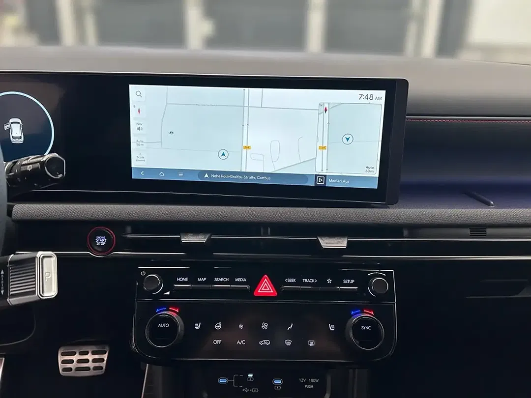 Hyundai TUCSON - Thumbnail 9