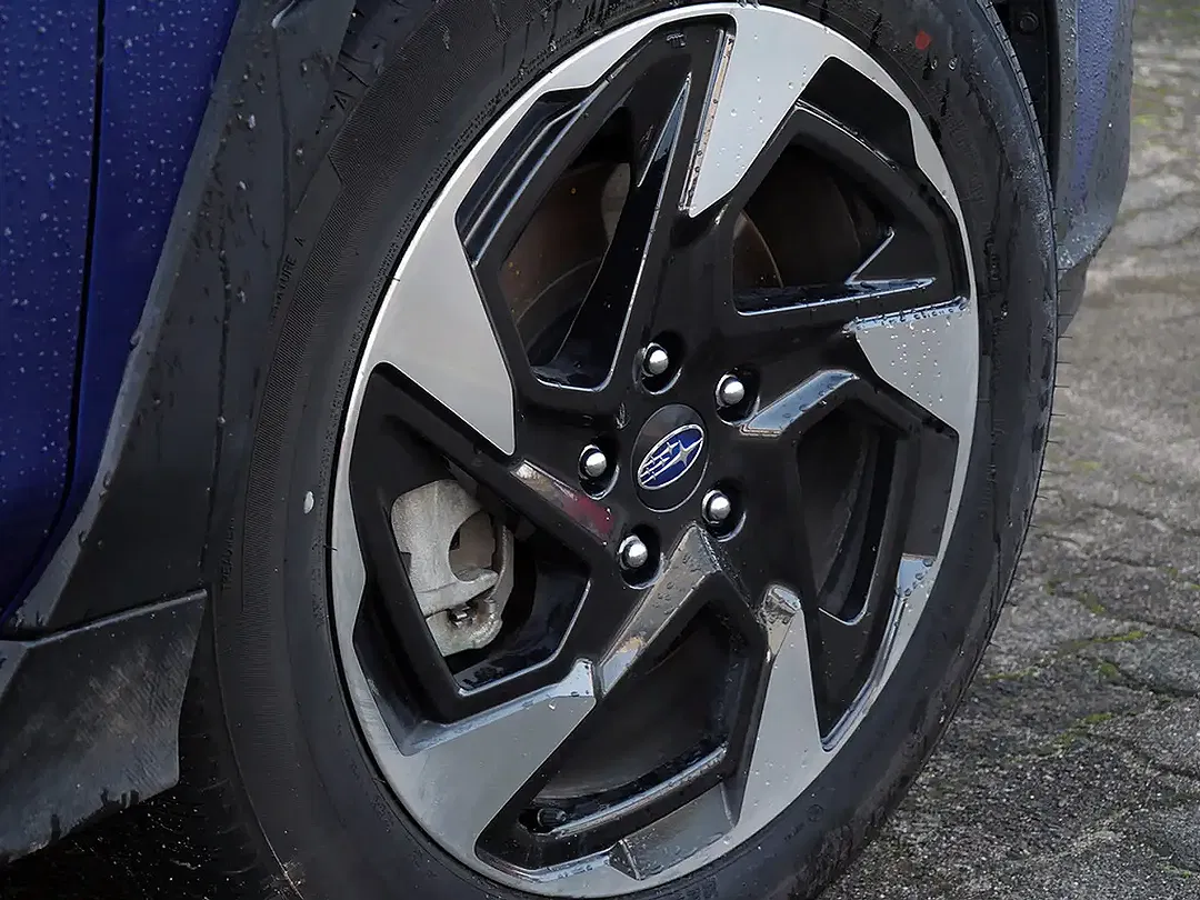 Subaru Crosstrek - Thumbnail 12