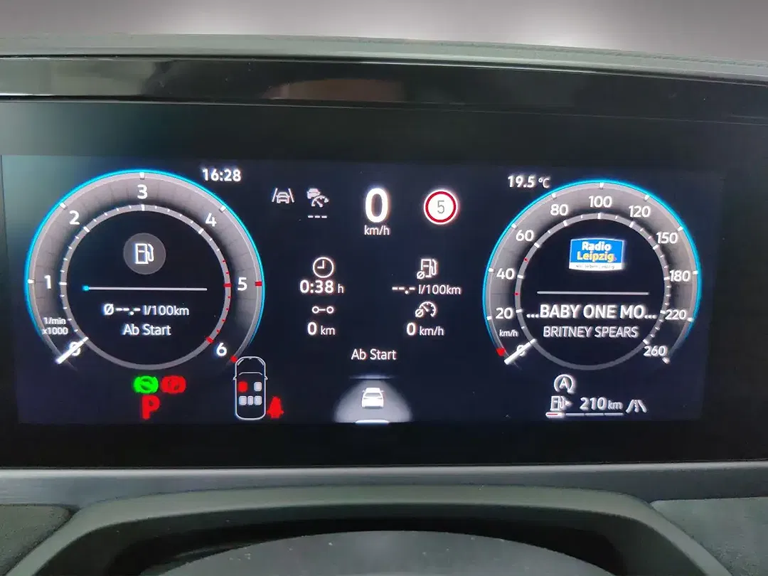 Volkswagen Passat Variant - Thumbnail 10