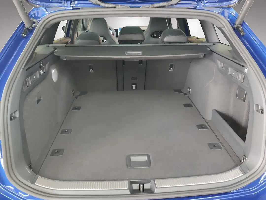 Volkswagen Passat Variant - Thumbnail 15