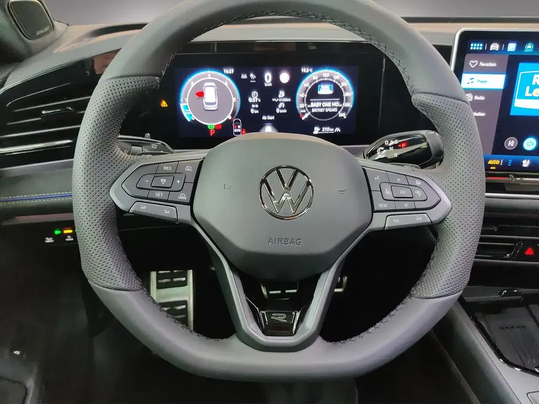 Volkswagen Passat Variant - Thumbnail 9