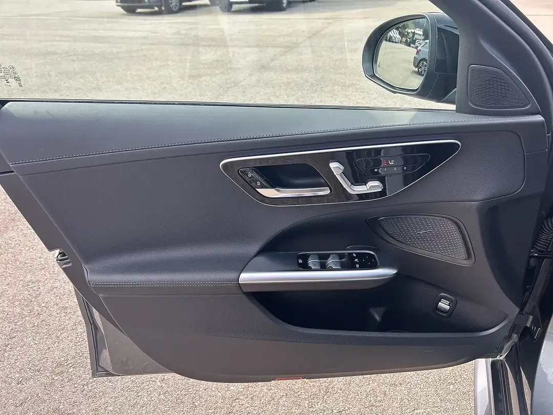Mercedes-Benz C 220 - Thumbnail 11