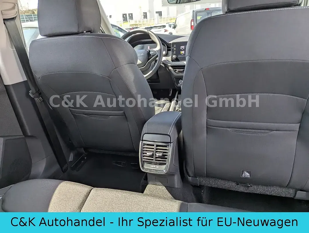 Skoda Kamiq - Thumbnail 9